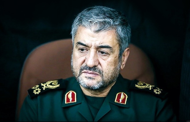 سردار مشهور سپاه: فعالیت آمران به معروف در مترو تئاترشهر متوقف نمی‌شود | فتنه بی‌حجابی را خنثی می‌کنیم