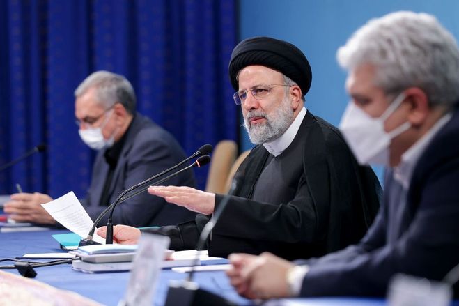 دولت رئیسی درکی از اهمیت رسانه ندارد فقط  انتظارات تبلیغاتی دارد | تعریف از دولت برای چه؟