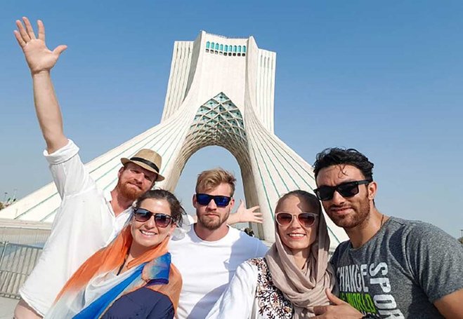 استخدام اینفلوئنسر خارجی برای تبلیغ ایران | پلمب‌های گسترده به گردشگری آسیب زده