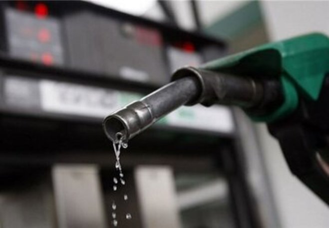 ادامه تاکیدات چندباره؛ قیمت بنزین در ۱۴۰۲ افزایشی ندارد