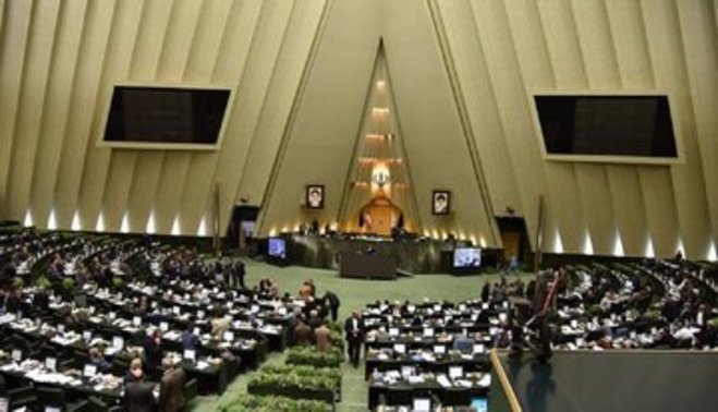 خیز لاریجانی‌ها برای مجلس در میان نقشه چراغ خاموش حامیان رئیسی