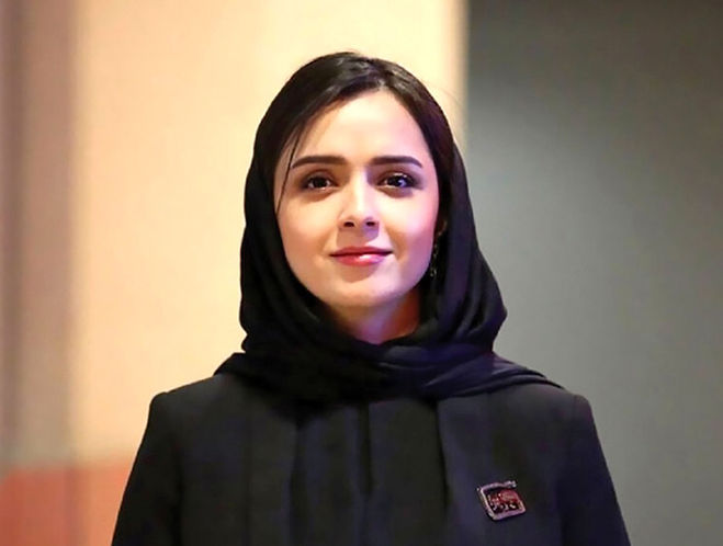 واکنش بازیگر زن به شایعات مهاجرتش با چاشنی حمله به سایبریون!