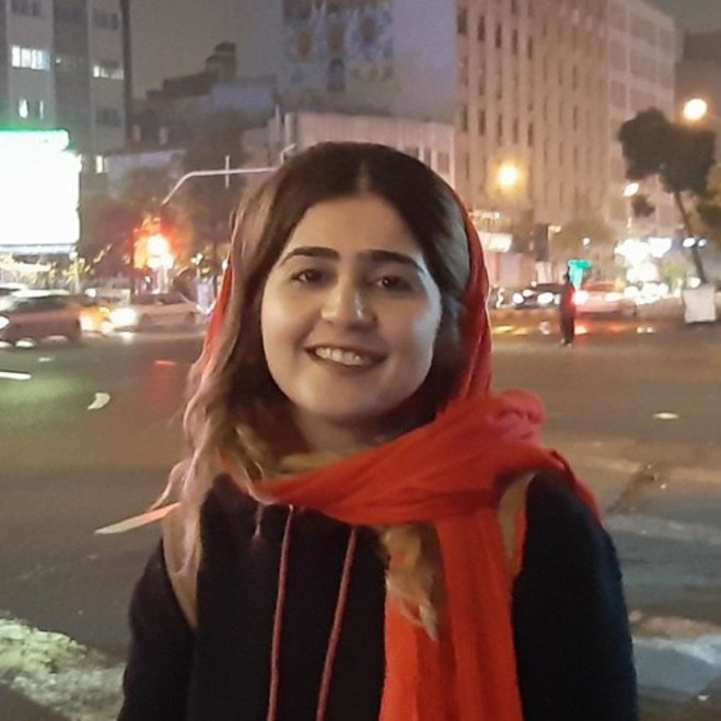 سپیده قلیان حاضر به رعایت حجاب نشد، دادگاه لغو شد!