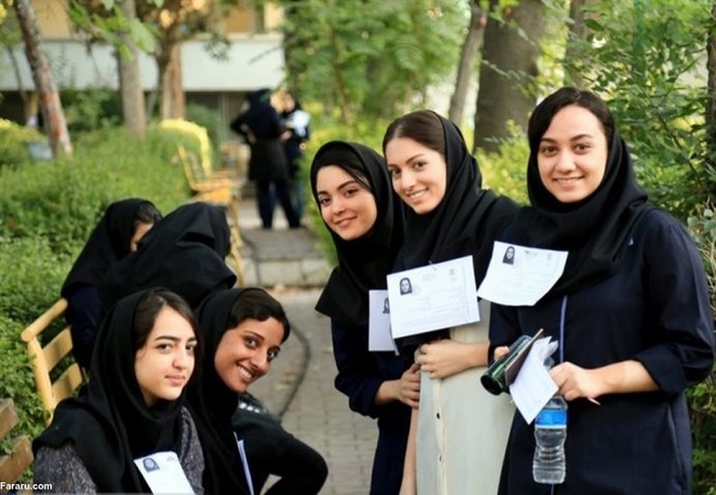 رتبه‌های برتر کنکور شروع نکرده دنبال رفتن؛ مهاجرت می‌کنیم! | فیلم