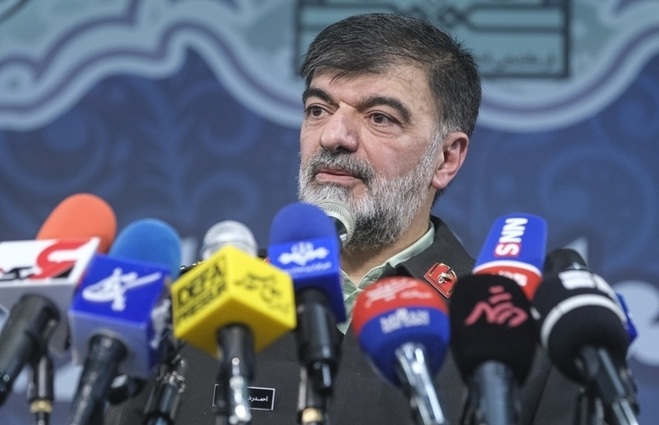 تهدید شدیدالحن سردار رادان: از کنار جنازه متعرضان به پلیس می‌گذریم