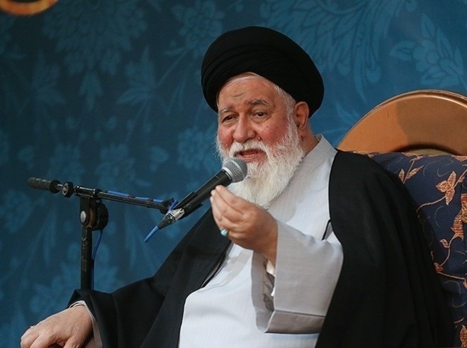 علم الهدی: موشک‌ و پهپادهای ما باعث شده بایدن بیهوش‌ تهدید نظامی نکند | دیگر تحریم‌ قدرت ندارد