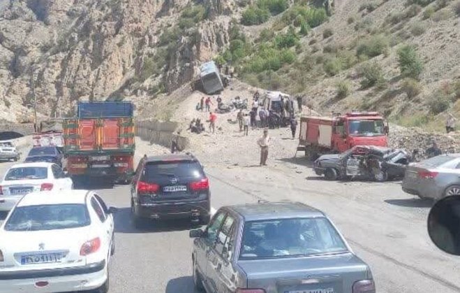 میزان سواد رانندگان ایرانی؛ یک دلیل ساده تصادف دیروز شمال را خون‌بـار کرد | فیلم