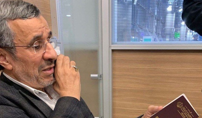 حمله یک رسانه به احمدی نژاد؛ او ۱۰ ساعت بست نشست و عقب نشینی نکرد!