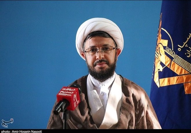 مدافع لایحه حجاب: جرم انگاری این لایحه برای قمه‌کش هاست | قانونی نوشته‌ایم که دختران ببینند با مجرم چگونه برخورد می‌شود