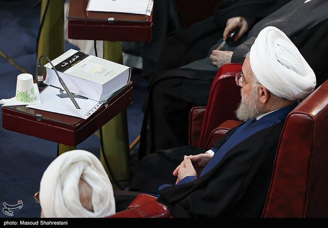 علیه روحانی در داخل و خارج از خبرگان؛ فضای سیاسی کشور تند شده است؟