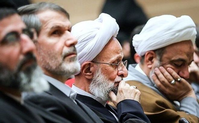 خالص‌سازها، نیروی معتدل را کنار می‌گذارند تا راه را برای رادیکال‌ها هموار کنند؟