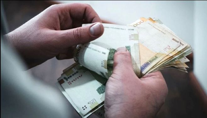 پدیده عجیب در تغییر حقوق؛ نرخ تورم ۴۶ درصد، افزایش حقوق ۲۰ درصد؟