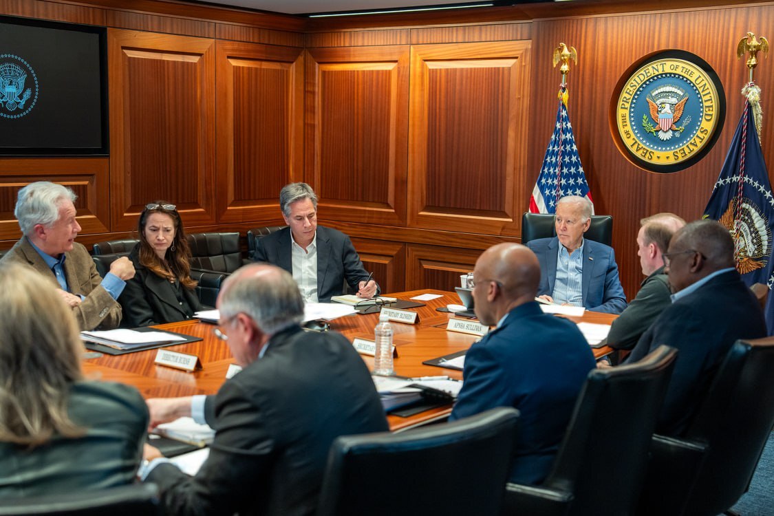 تصویری از جو بایدن در جلسه امنیتی در کاخ سفید