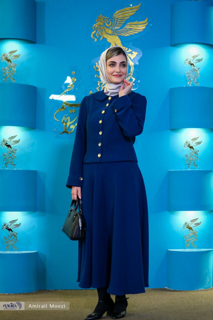 استایل جالب و متفاوت بازیگران زن یک فیلم انقلابی در جشنواره فجـر | عکس استایل جالب و متفاوت بازیگران زن یک فیلم انقلابی در جشنواره فجـر | عکس