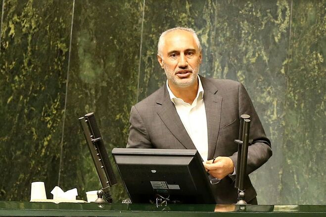 نسخه مقام ارشد اقتصادی پزشکیان برای جنگ اقتصادی ترامپ و نتانیاهو: آرامش بدهیم