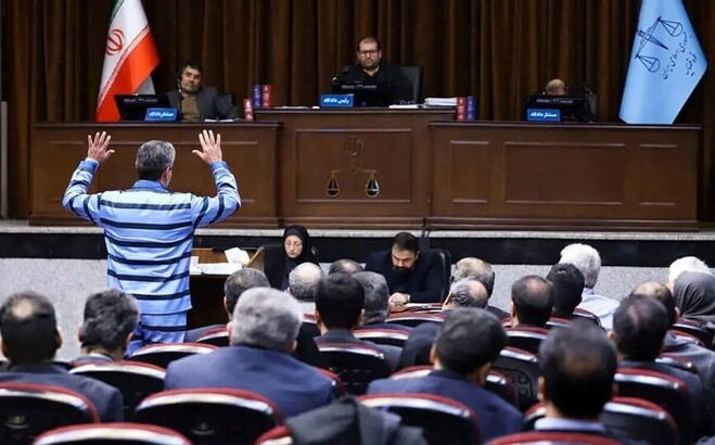 زیرمجموعه‌های دبش زمین نداشتند، اما با جواز تأسیس دلار و یورو گرفتند!