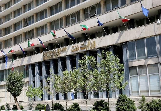 واکنش شرکت ملی نفت به ادعا‌ تولید نفت بی‌کیفیت: در مسیر شیاطین حرکت نکنید