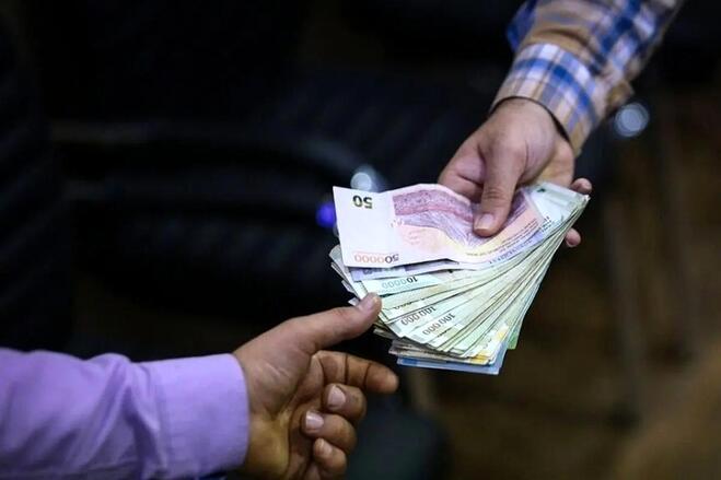 رسمی؛ نرخ دستمزد کارگران برای سال ۱۴۰۴ مشخص شد