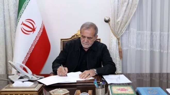 جواد ظریف عزادار شد
