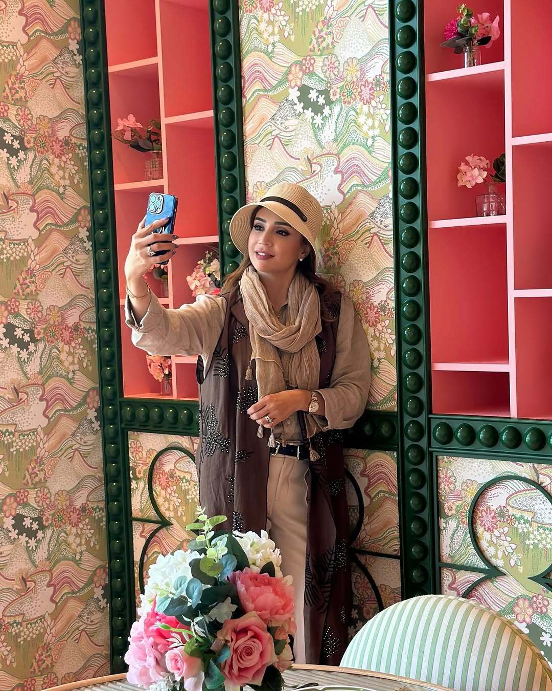 تصاویـری از تیپ شیک و شرقی بازیگر زن ایرانی ساکن دبی تصاویـری از تیپ شیک و شرقی بازیگر زن ایرانی ساکن دبی