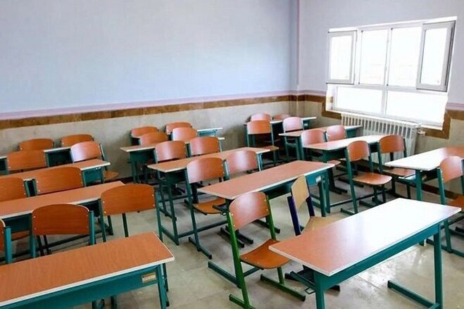 شکایت والدین تهرانی از وضعیت اعلام تعطیلات مدارس فرزندان | مسئولان عاجز از یک تصمیم؟