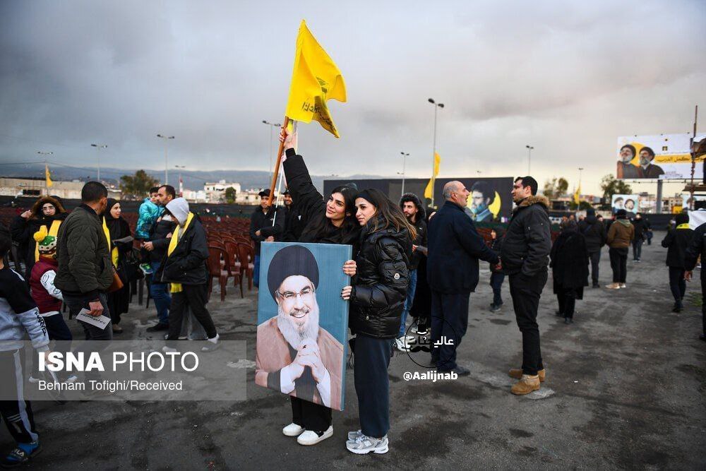 تصاویری از حضور آزادانه دختران بی‌حجاب لبنانی در تشییع نصرالله