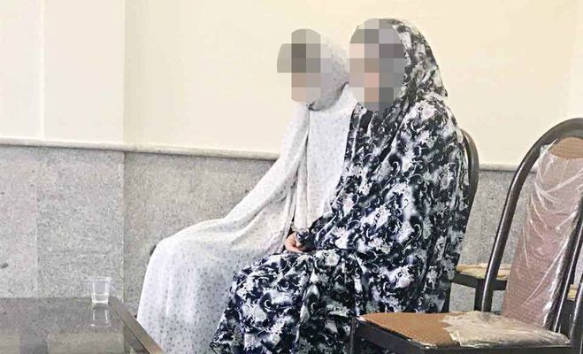 بازداشت باند دختران نامرئی بعد از سرقت از مرد جوان!