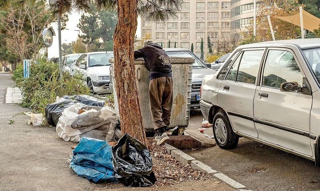 آمار وحشتناک از شتاب فقیر شدن ایرانی‌ها؛ خط فقر چقدر است؟