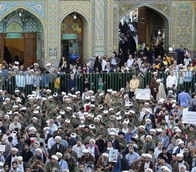طرح «نور» است یا «زور»؛ روحانیون برای جنگ با که لباس نظامی پوشیده‌اند؟
