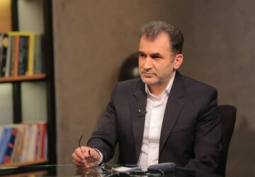 درباره پخش شایعات عجیب وضعیت جسمانی رهبر انقلاب