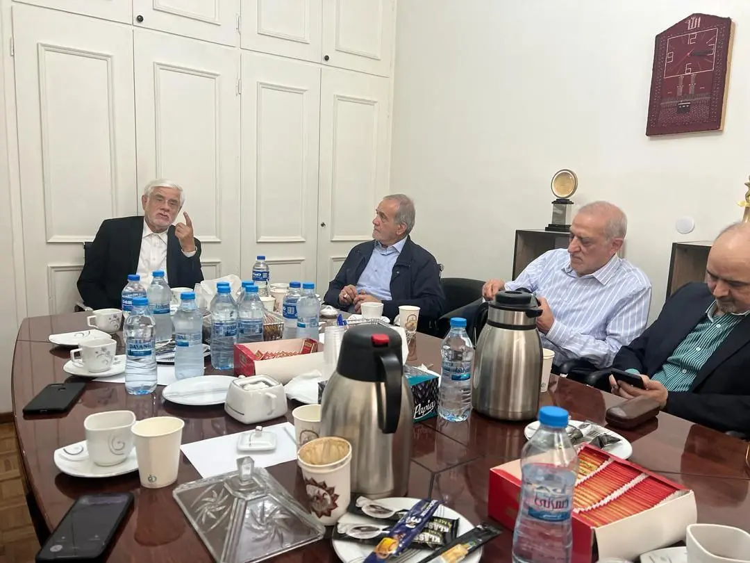 جلسه فوری مسعود پزشکیان با اصلاح‌طلب معروف به محض تائید صلاحیت | تصاویر