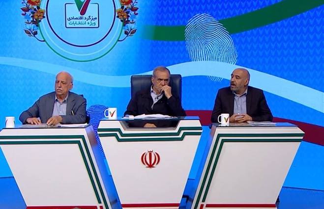 میزگرد اقتصادی پزشکیان صدای مشاور سابق احمدی‌نژاد را درآورد