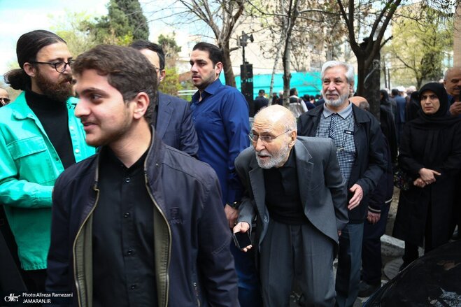 تقسیم‌بندی مردم رای‌نداده توسط چریک اصلاح‌طلبان با صدور هشداری تازه | بین بد و بدتر؛ انتخاب بد را عاقلانه‌ می‌دانم!