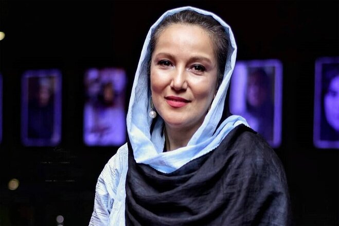 بازیگر زن ایرانی همزمان ممنوع الفعالیت و ممنوع التدریس شد! +تصویر