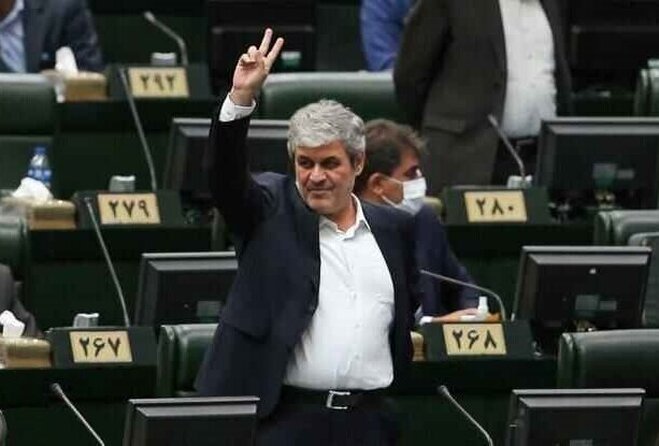 هشدار متفاوت نماینده حامی پزشکیان: نگذارید آنها که رای ندادند به ریش ما بخندند!
