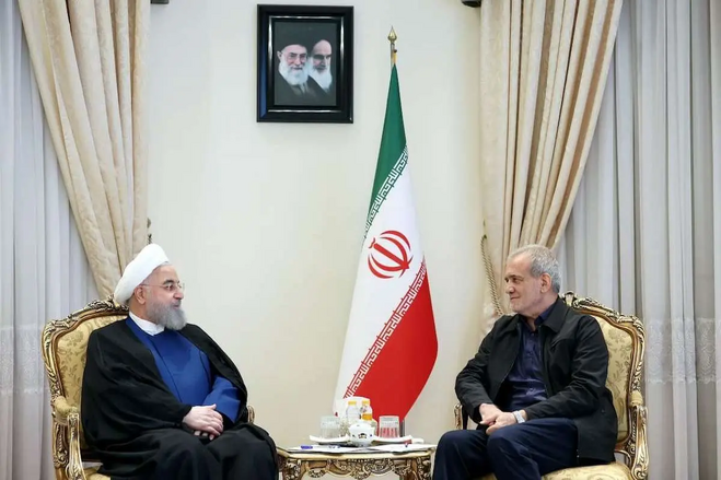 مقایسه جذاب اصلاح‌طلبان بعد از آمدن ترامپ؛ پزشکیان بدشانس‌تر از روحانی؟