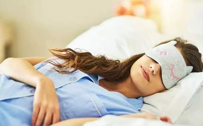 دلایل علمی یک سوال مهم؛ زنان به خواب بیشتری نیاز دارند یا مردان؟