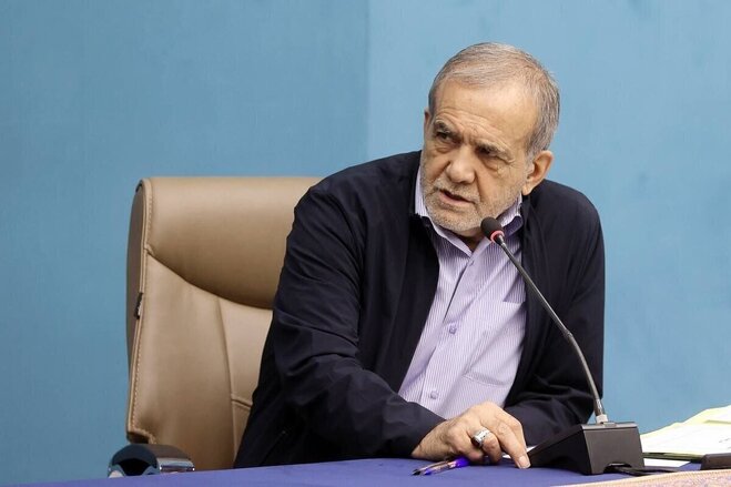 واکنش پزشکیان به حکم عزل دوست دیرین: نمی‌خواستم اما اعتقادم را بر دوستی ترجیح دادم
