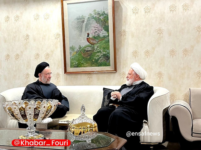 فیلم واکنش دیدنی محمد خاتمی در لحظه دیدار کروبی پس از رفع حصر