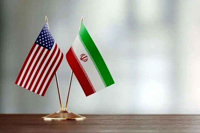 پیش بینی کیهان برای شکست مذاکرات عمان؛ از تعویق تا افزایش قیمت دلار | سنگ‌اندازی در راه است؟