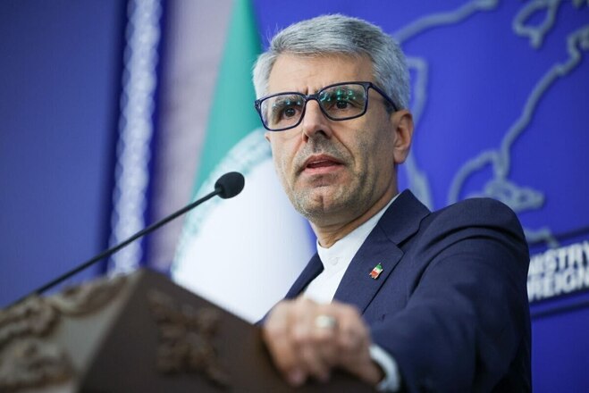 پای فوتبال به مذاکرات با آمریکا باز شد؛ واکنش ایران به تغییر محل برگزاری راند دوم | عکس
