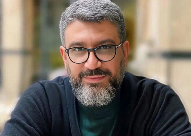 واکنش تند رشیدپور درباره عکس جنجالی دخترش: زن را در مسائل جنسی خلاصه کرده‌اید +عکس