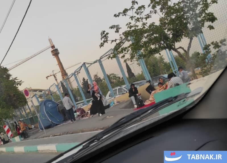 ادرار، مدفوع و بساط زشت مهاجران افغان در یک محله تهران | جواب دولت به مردم عاصی: خودتان حلش کنید؟! +عکس ادرار، مدفوع و بساط زشت مهاجران افغان در یک محله تهران | جواب دولت به مردم عاصی: خودتان حلش کنید؟! +عکس