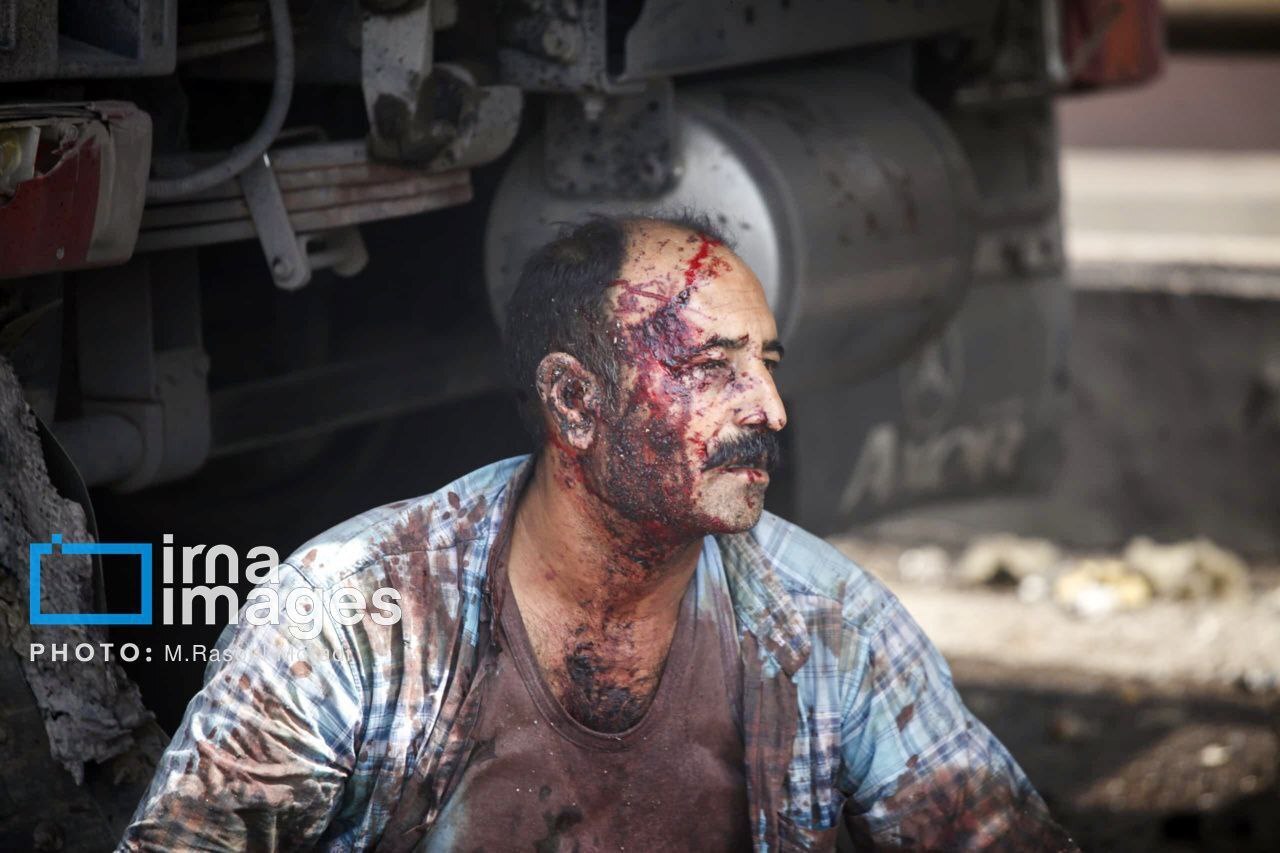 اولین تصاویر تلخ و دلخراش از نزدیک محل حادثه انفجار بزرگ بندرعباس