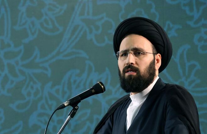 سخنرانی علی خمینی در بیروت به زبان عربی: مذاکرات بین جمهوری اسلامی و آمریکا، مذاکرات صلح نیست | صلح بین ما و استکبار امکان ندارد | فیلم