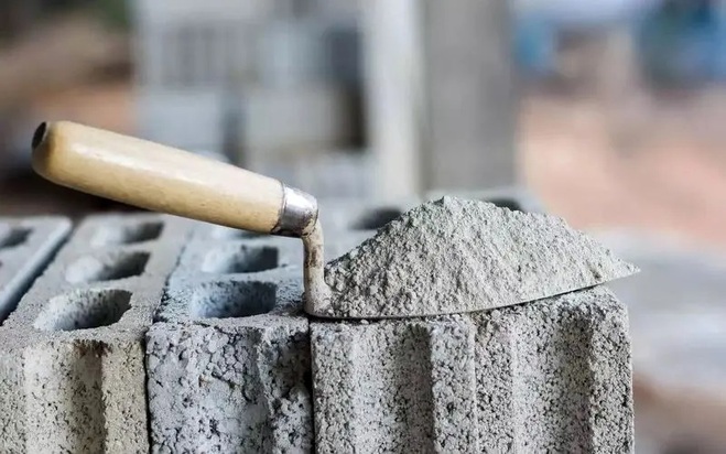 پرتاب بمب سیمانی به زمین ساخت‌وساز؛ چه زمانی منتظر انفجار باشیم؟