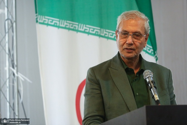 نظریات توجه‌برانگیز دستیار پزشکیان درباره جنگ و مذاکره: ما چقدر تنهاییم | برای بقا به هر قدرتی معتقدم
