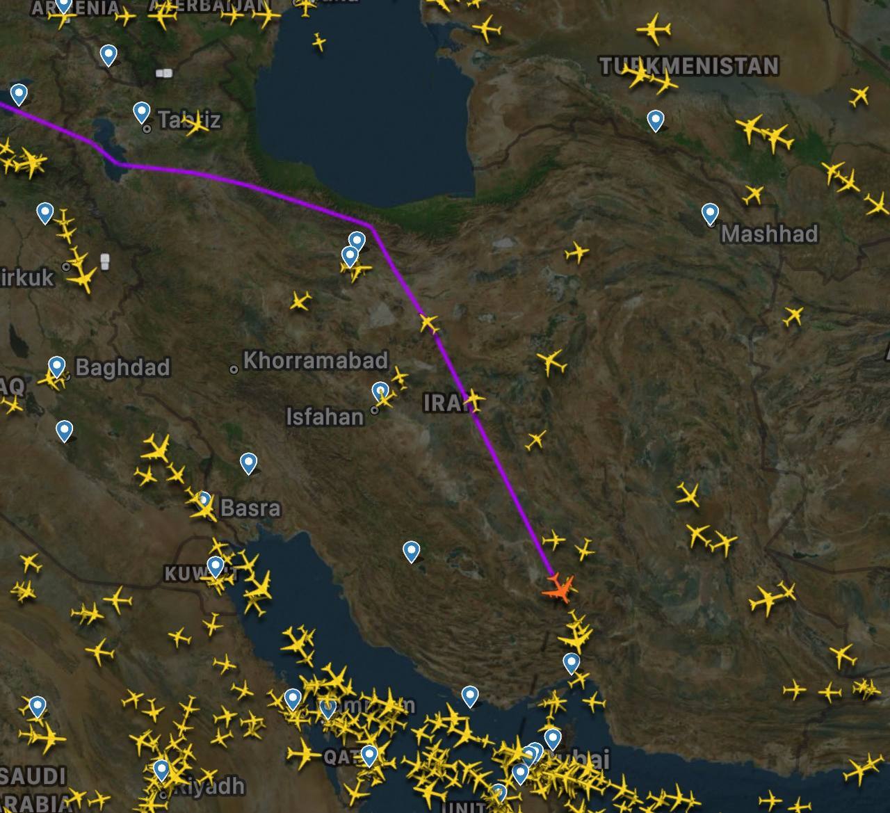 اعلام ناگهانی و فوری پرواز ممنوع در آسمان غرب ایران | ماجرا چیست؟ +عکس اعلام ناگهانی و فوری پرواز ممنوع در آسمان غرب ایران | ماجرا چیست؟ +عکس