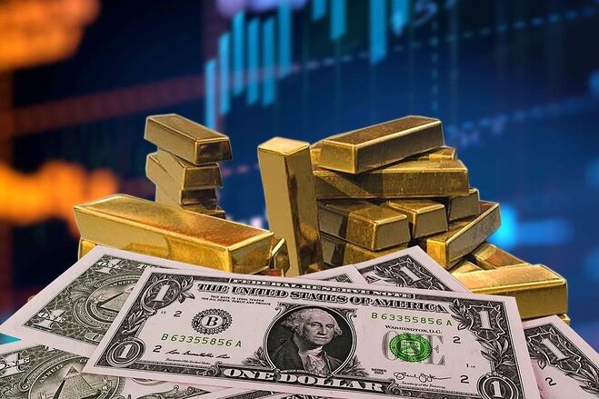 دلار و طلا در تلاطم برای پرواز؛ دلیل روند عجیب قیمت‌ها در سه روز گذشته چیست؟ +جدول نرخ‌ها