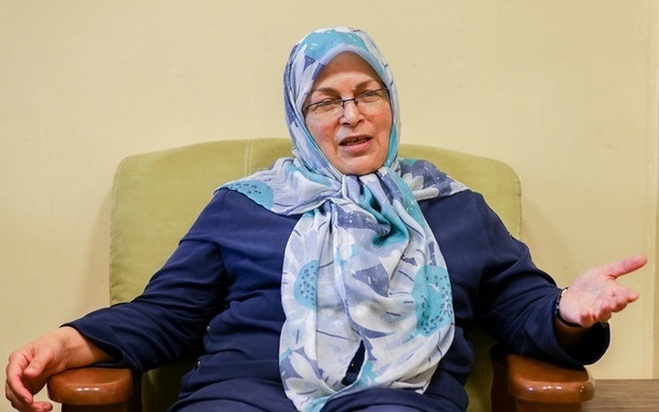 پاسخ رئیس جبهه اصلاحات به انتقادات: هیچ نزدیکی به مواضع ترامپ نداریم |  اقتصاد را در آستانه نابودی کامل قرار داده‌ایم | اگر عددی نیستیم، چرا حمله می‌کنند | با فعال شدن ماشه حاکمیت باید دست به تصمیمات سخت بزند